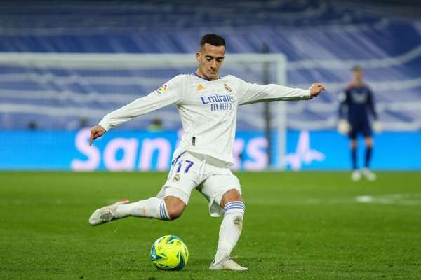 巴斯克斯今夏告别皇马引哄抢，西甲双雄与三大金元联赛争全能战将